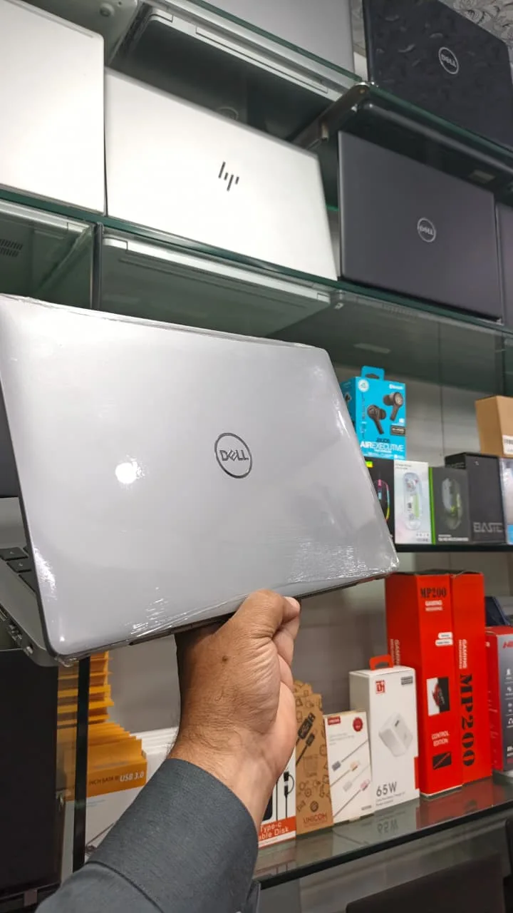 Dell Latitude 5430 Ci5 12th Gen Ram 8GB SSD 256GB NVME 14" FHD LED - Image 2