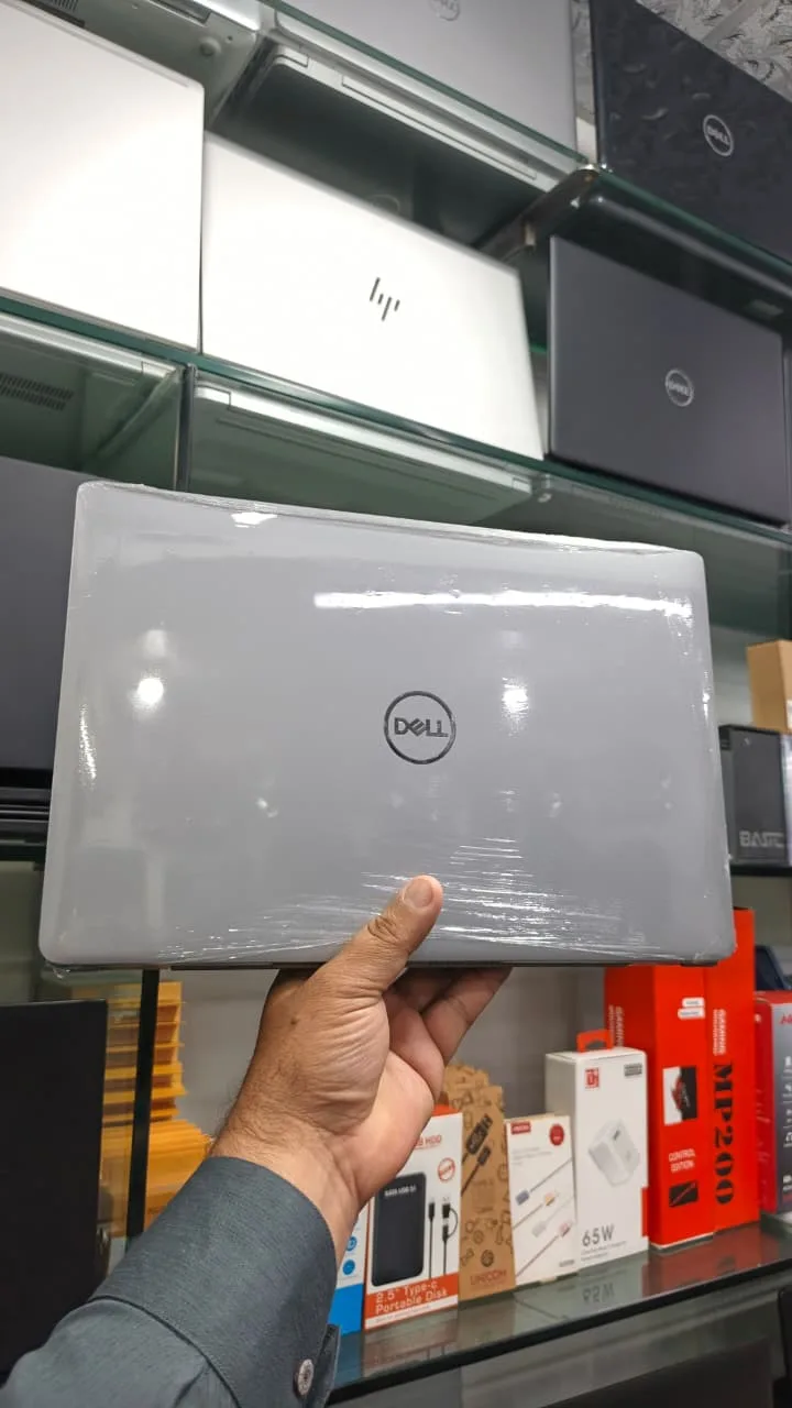 Dell Latitude 5430 Ci5 12th Gen Ram 8GB SSD 256GB NVME 14" FHD LED