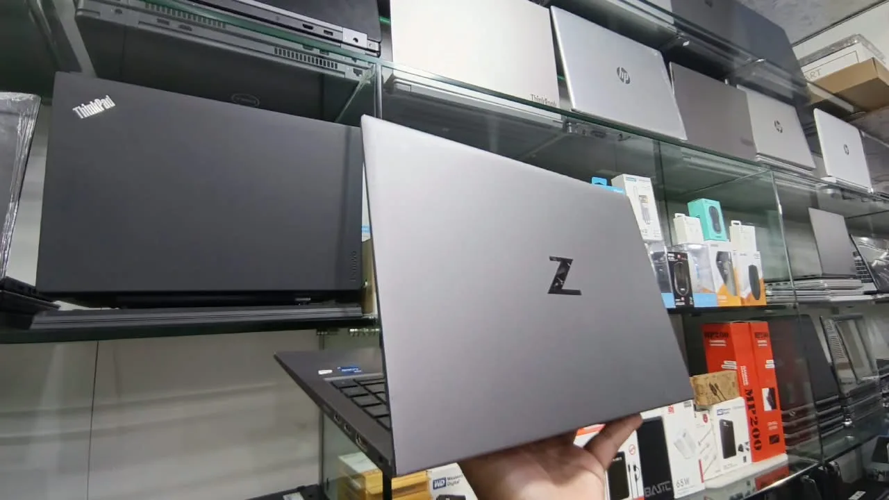 HP Zbook Firefly 14 G8 Ci7 11th Gen Ram 16GB SSD 512GB Nvme 4GB Nvidea Quadro T500 14" FHD LED - Image 3