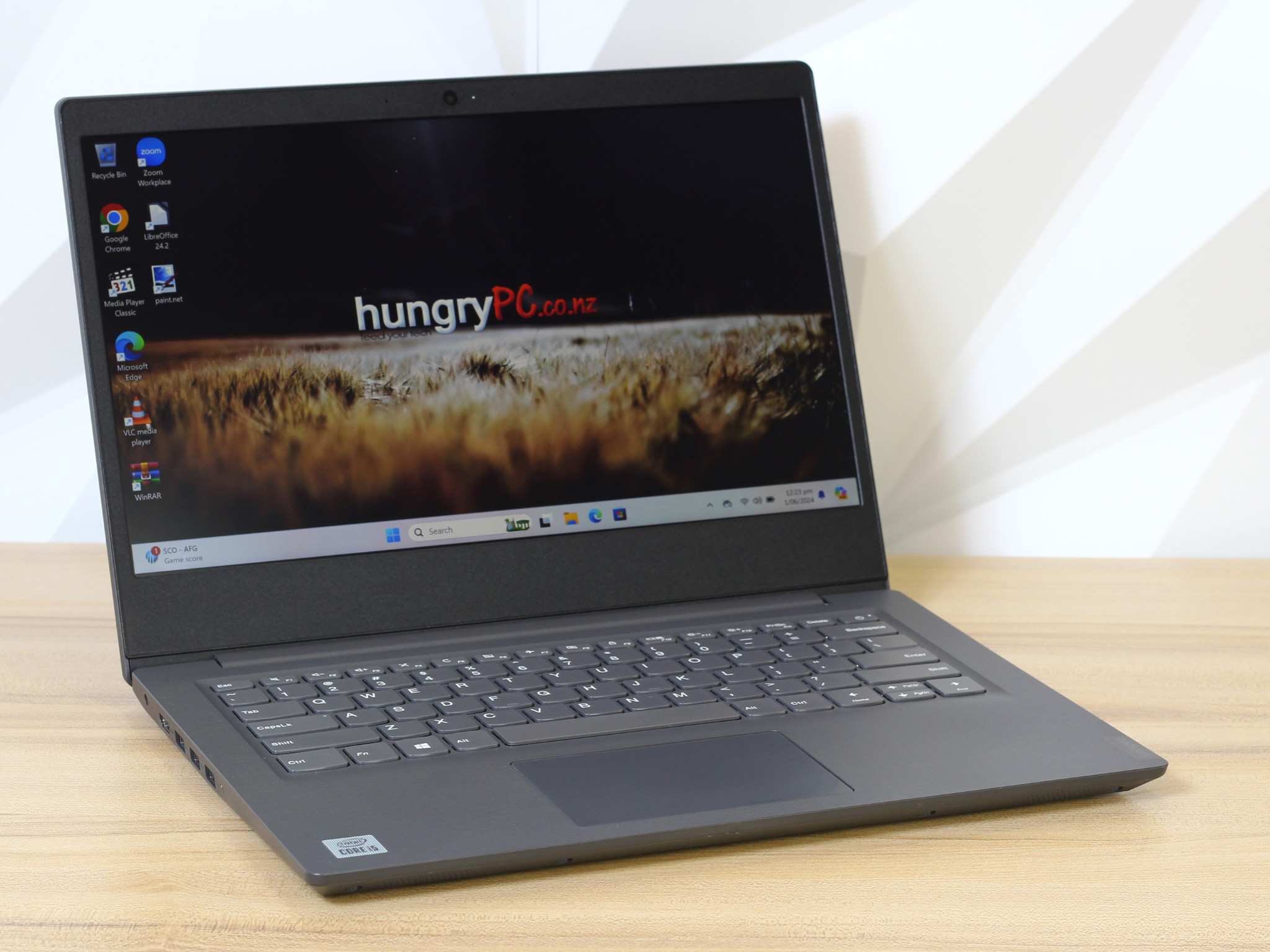 Lenovo Ideapad V14-IIL Core i5 10th Gen Ram 8GB SSD 256B 14″ FHD LED - Image 2