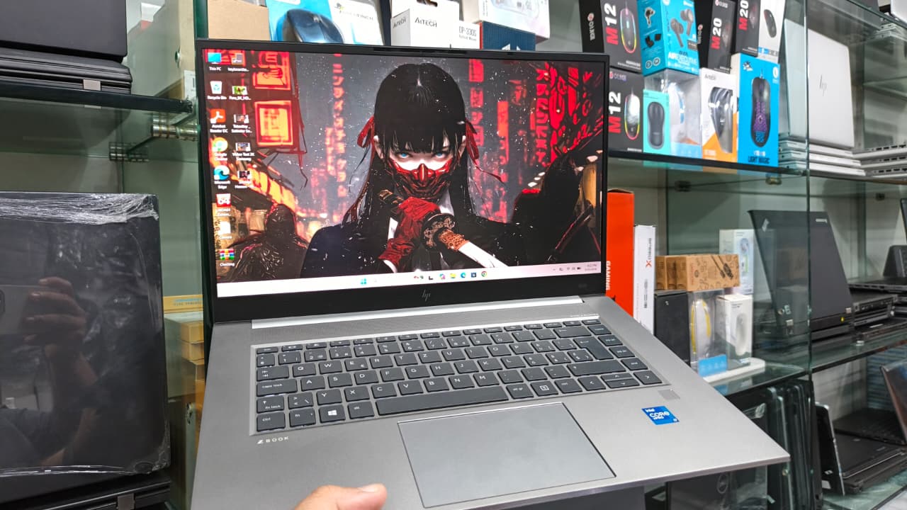 HP Zbook Studio 15 G8 Ci7 11th Gen Ram 32GB 512GB NVME SSD 15.6″ FHD LED 4GB Nvidea Quadro RTX A2000 Graphics Card - Image 1