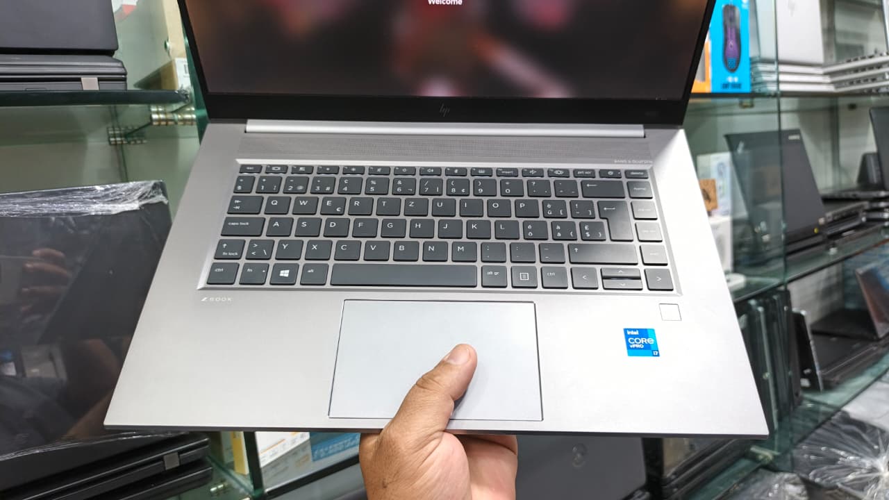 HP Zbook Studio 15 G8 Ci7 11th Gen Ram 32GB 512GB NVME SSD 15.6″ FHD LED 4GB Nvidea Quadro RTX A2000 Graphics Card - Image 4