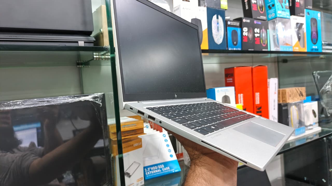 HP Elitebook 835 G7 Ryzen 5 Pro 4650u Ram 8GB SSD 256GB Nvme 13.3″ FHD LED image 4